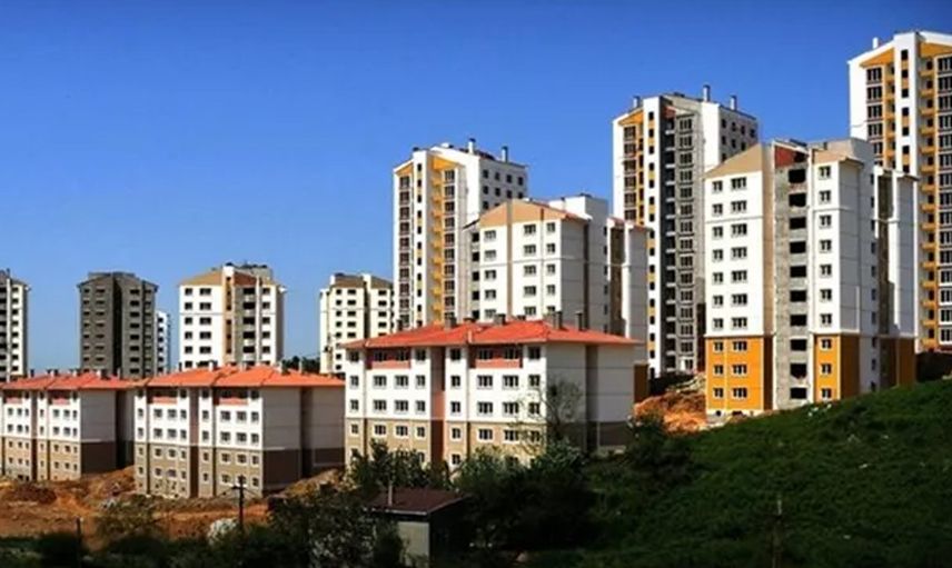 Dar gelirli vatandaşların yüzünü güldürecek haber! Bütçeleri sarsmadan ev sahibi olmak için 3 adım!