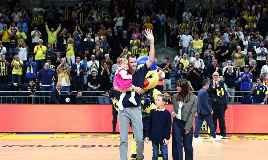 Fenerbahçe, Jan Vesely için unutulmaz bir veda seremonisi gerçekleştirdi