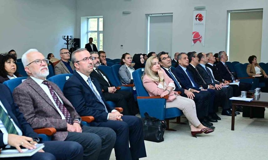 Kadına yönelik şiddetle mücadelede yeni adımlar atıldı: Eskişehir'de önemli toplantı