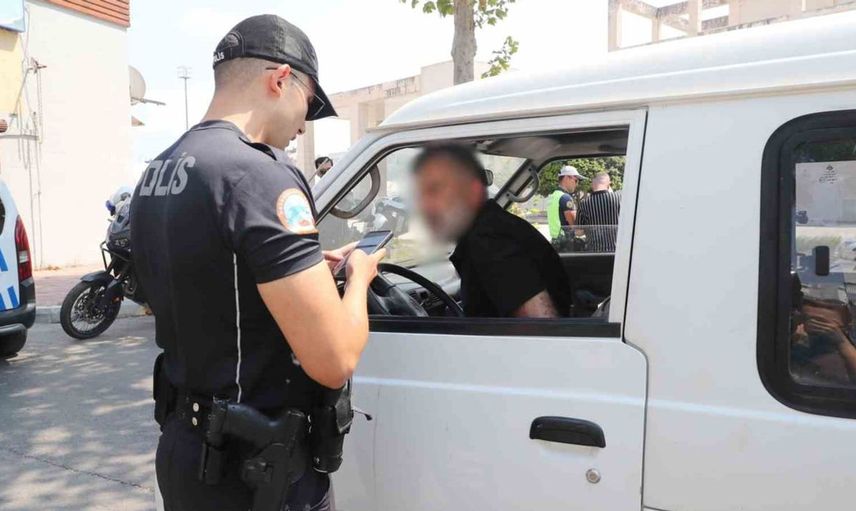 Antalya'da asayiş denetimlerinde dikkat çeken rakamlar: 179 tutuklama