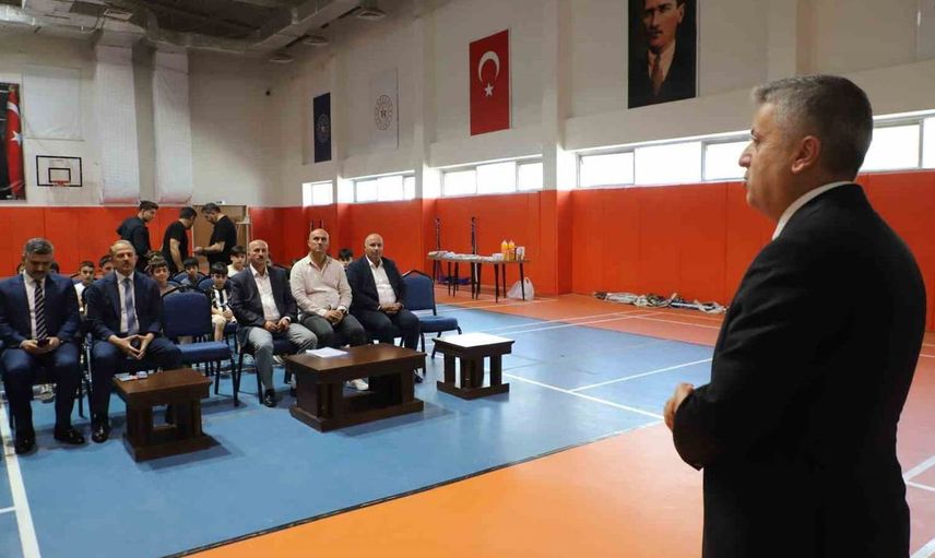 Hakkari'de çocuklara yönelik spor, kültür ve eğitim projesi başlatıldı