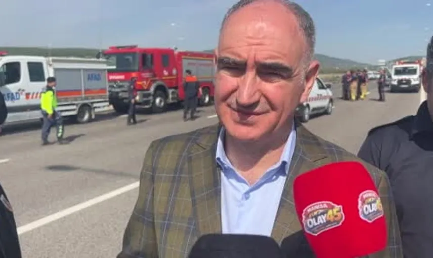 Manisa'da otobüs kazasında 11 can kaybı, 27 yaralı