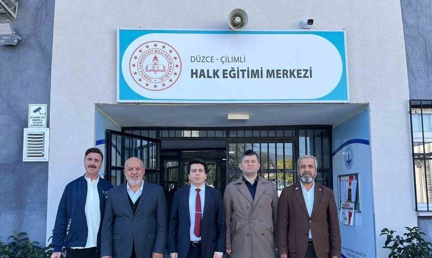 Çilimli'de halk eğitimi merkezi ziyaret edildi: Eğitim imkanları farklı yaş gruplarına ulaşıyor