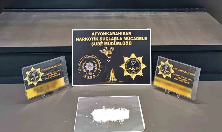 Afyonkarahisar'da uyuşturucu ile yakalanan şüpheli cezaevine gönderildi