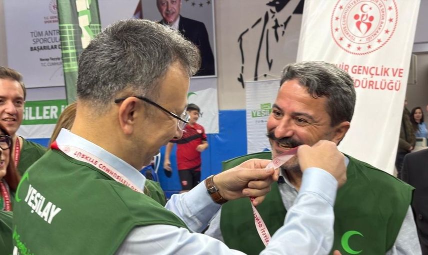 Eskişehir'de gençler sporla bağımlılığa karşı buluştu
