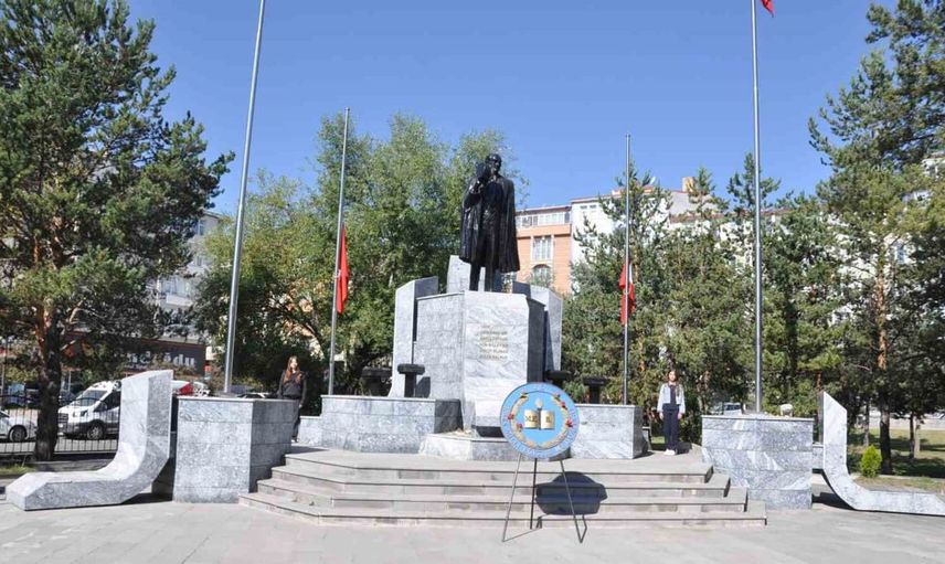 Kars'ta yeni eğitim yılı coşkuyla başladı: 56 bin öğrenci ve 4 bin öğretmen ders başı yaptı