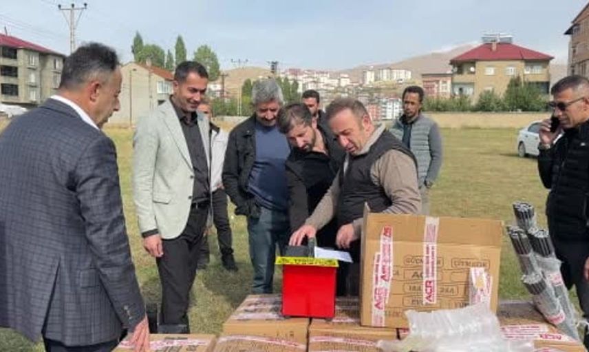 Yüksekova'da arıcılara elektrikli çit desteği: 30 üreticiye hibe sağlandı