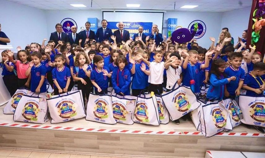 Canik'ten öğrencilere özel destek: Çanta ve kırtasiye seti hediye