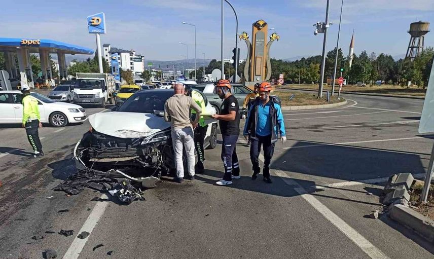 Bingöl'de trafik kazası meydana geldi: 5 kişi yaralandı