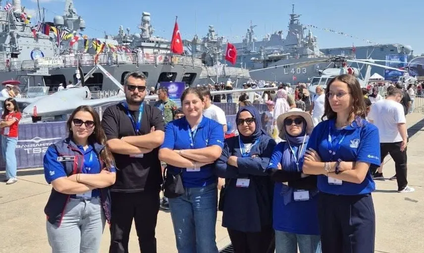 Balıkesir'li gençler Teknofest Mavi Vatan'da teknolojiyi buluşturdu