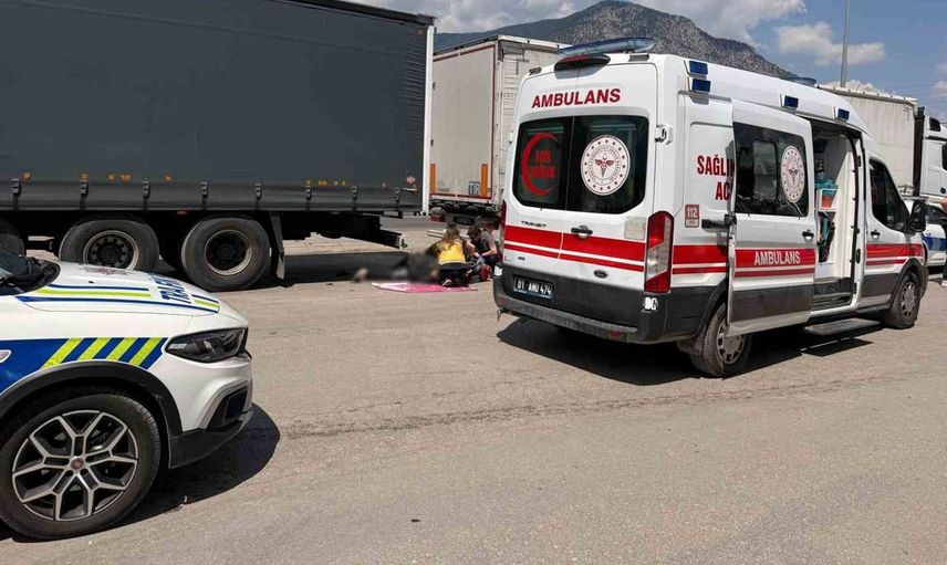 Oto sanayi bölgesinde tır tamiri sırasında feci kaza: Bir kişi hayatını kaybetti