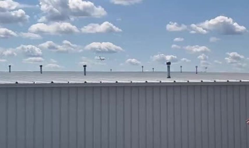 Ohio'da pilot, iniş takımları arızalı uçağı güvenle indirdi