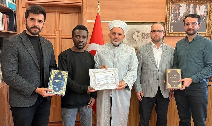 Bolu’da Kongolu öğrencinin Müslüman oluşu: Osman ismini aldı