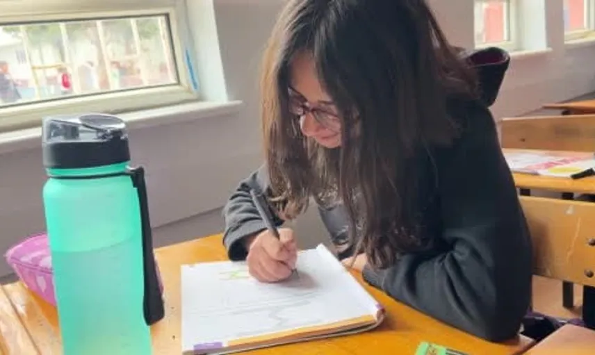 Defne Güler Altın Madalya Kazandı