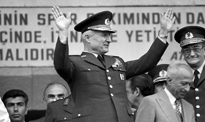 Demokrasinin kara lekesi 12 Eylül Darbesinin üzerinden 43 yıl geçti