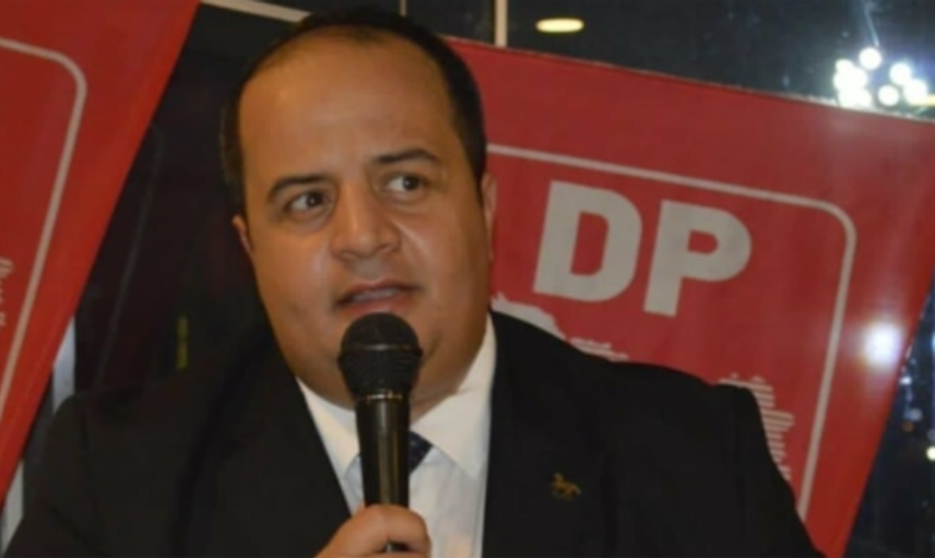 Demokrat Parti il başkanı istifa etti