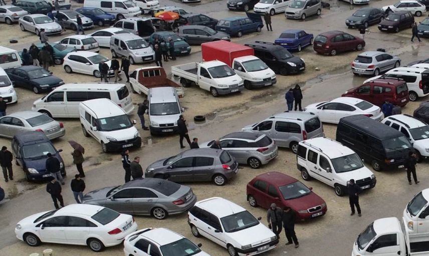Denetim korkusu galericileri harekete geçirdi: Otomobil fiyatları 100 bin TL’lik sert düşüş yaşadı