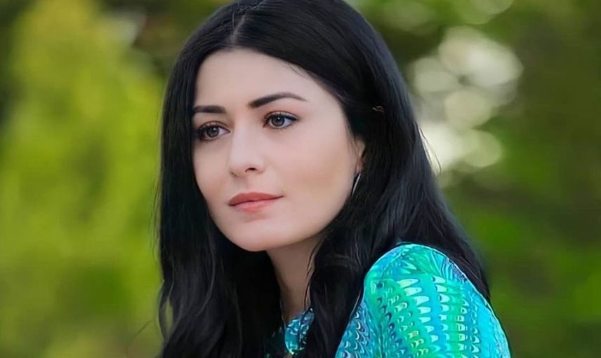 Deniz Çakır'ın eski halinden eser kalmadı, ünlü oyuncunun aldığı kilolar sosyal medyaya damgasını vurdu