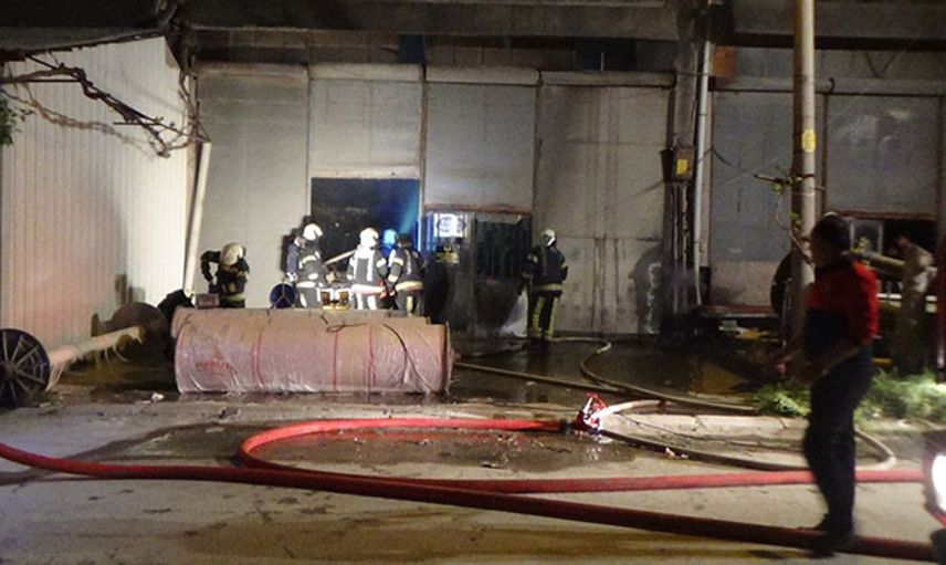 Denizli'de İplik Fabrikasında Yangın