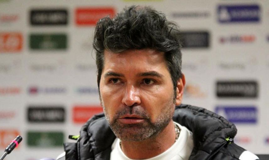 Denizlispor'da Hakan Kutlu İstifa Etti