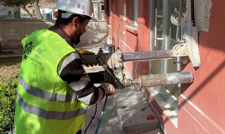 Deprem riski olan binalar 4 aşamada yenileniyor