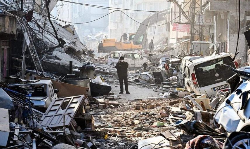 Deprem sonrası hakkında yakalama kararı çıkmıştı: Tekneyle yurt dışına kaçarken yakalandı