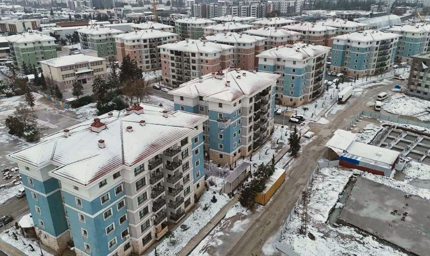 Depremde evlerini kaybedenler için 600 bin konut sahiplerine teslim edildi