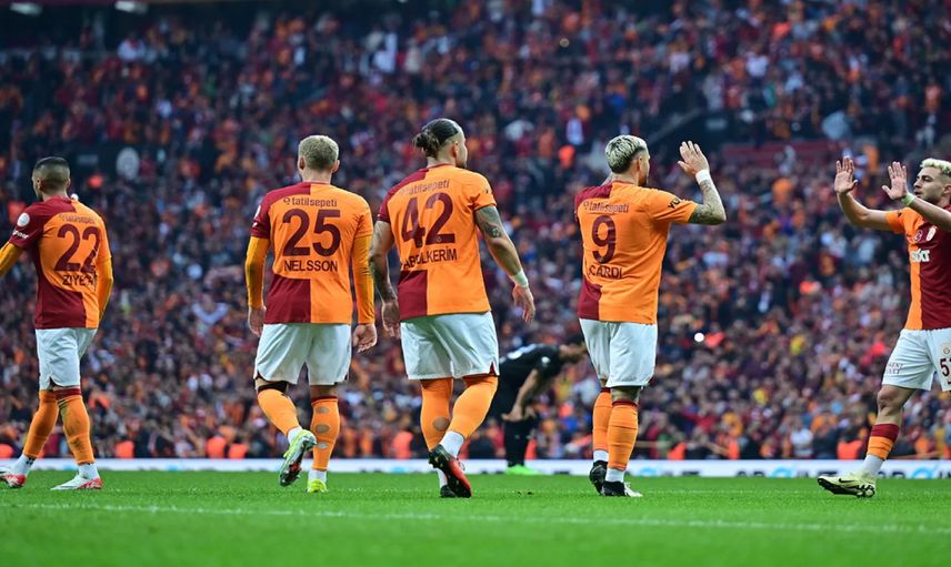 Derrick Köhn Galatasaray’a veda ediyor: İtalya’dan 2 takım talip oldu