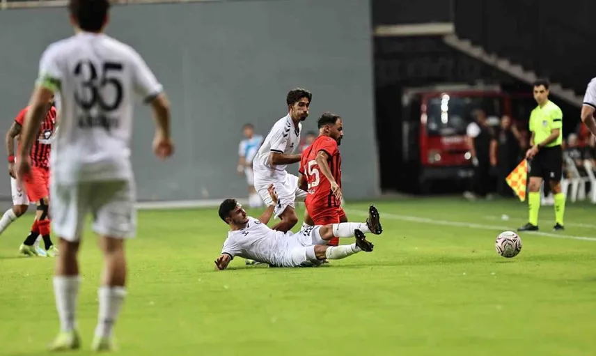 TFF 3. Lig'de haftanın eşitliği: Altay ve Denizli İdmanyurdu 1-1 berabere kaldı