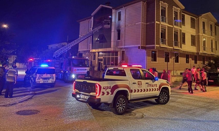 Erzincan’da dairede çıkan yangın, itfaiye müdahale ile kontrol altına alındı