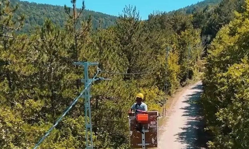 Sinop'un kırsalında elektrik altyapısı yenileniyor
