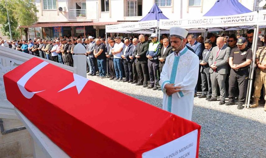 Alacak verecek meselesi nedeniyle hayatını kaybeden polis memuru son yolculuğuna uğurlandı
