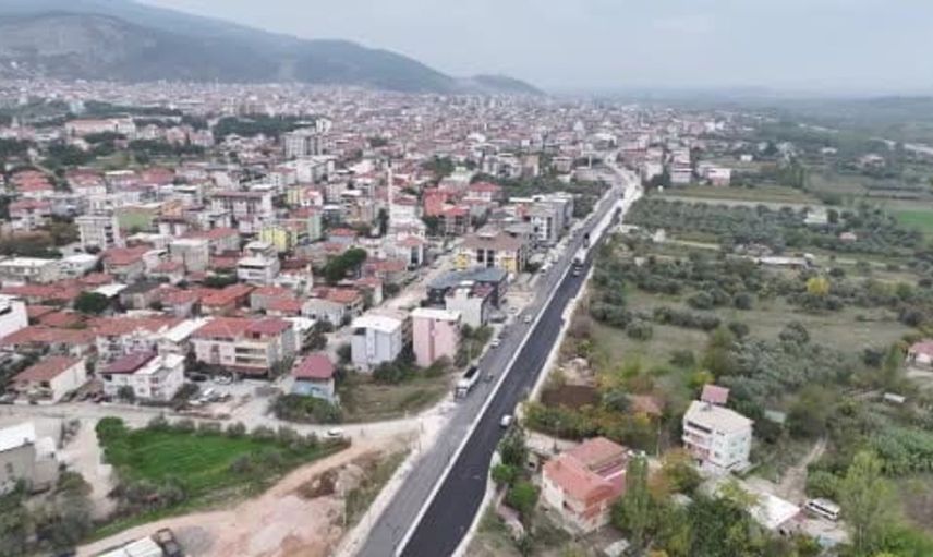 Soma’da altyapı çalışmalarının ardından asfaltlama sevinci