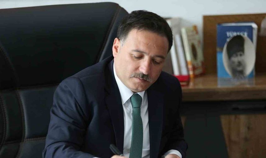Vali Çiçek'ten gazilerimize minnet dolu mesaj: Vatan sevgisinin timsali