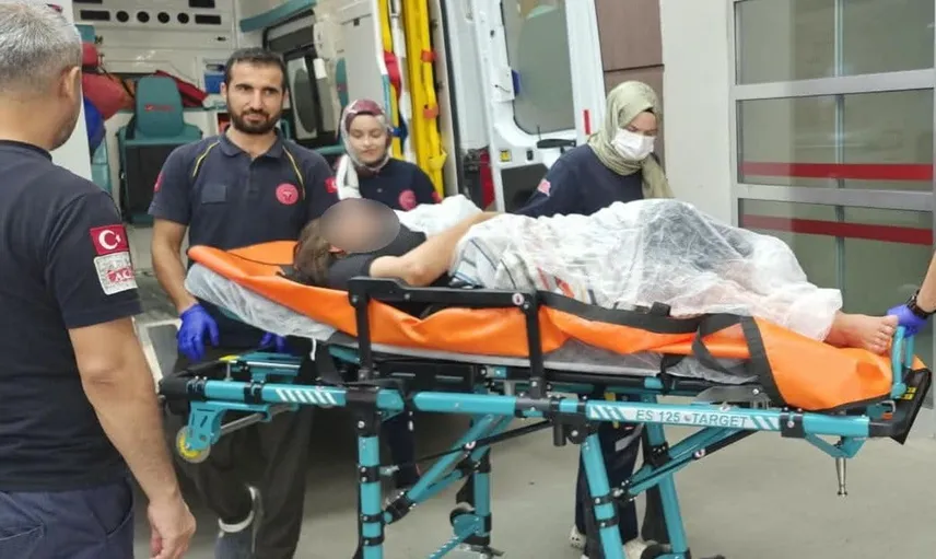 Adıyaman'da sinir krizi geçiren kadın hastaneye kaldırıldı