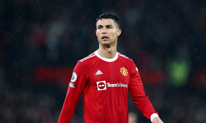 Dimitar Berbatov, eski takım arkadaşı Cristiano Ronaldo'ya saygı duyulması gerektiğini söyledi