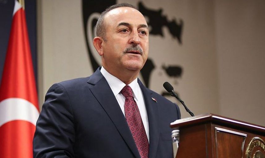 Dışişleri Bakanı Mevlüt Çavuşoğlu'ndan moderatörü iki defa "Türkiye" demesi yönünde uyardı!
