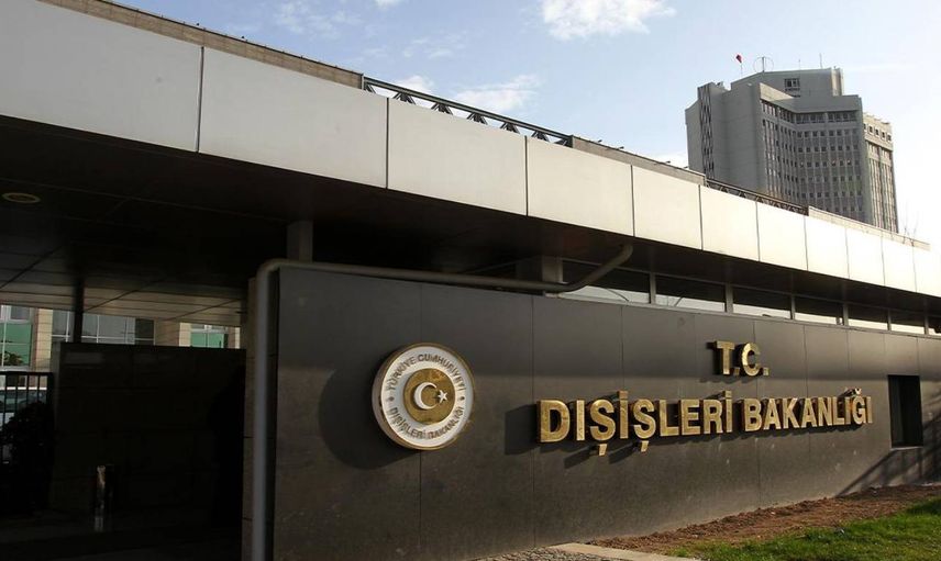 Dışişleri Bakanlığı Sözcüsü Tanju Bilgiç, İngiltere basınındaki göçmen haberlerine tepki gösterdi! Türkiye sığınmacı kampı olmayacak!