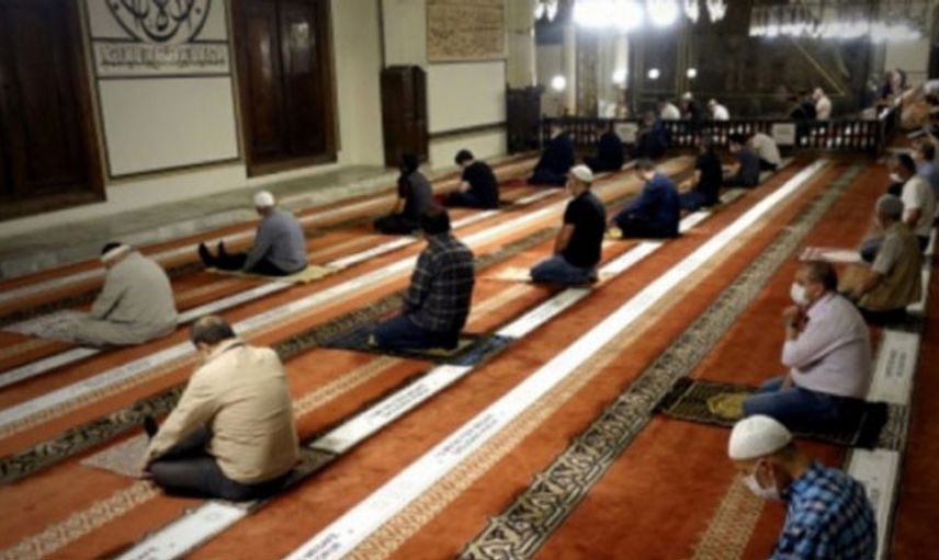 Diyanet İşleri Başkanlığı Bayram Namazı Saatlerini Açıkladı