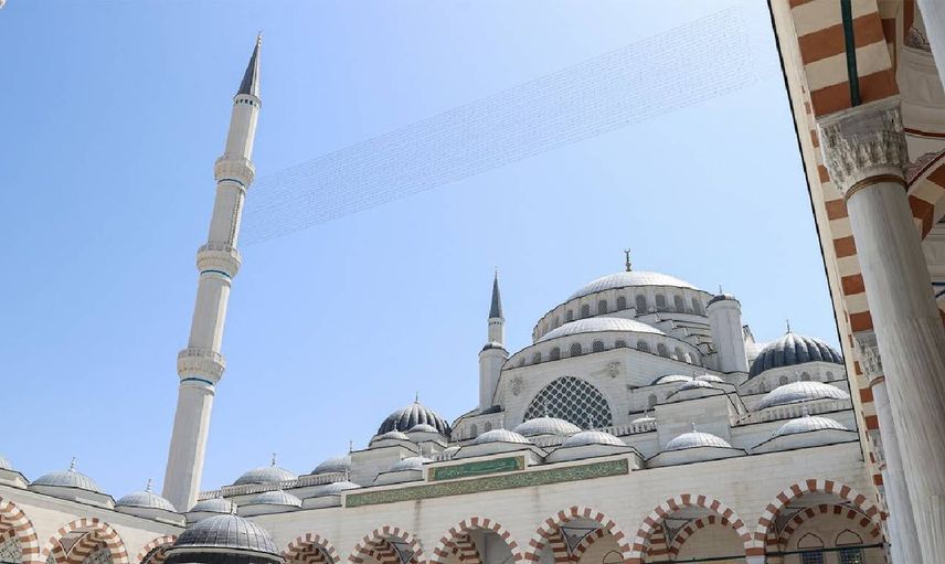 Diyanetin 15 Temmuz hutbesi yayınladı! Camilerde 15 Temmuz anlatıldı