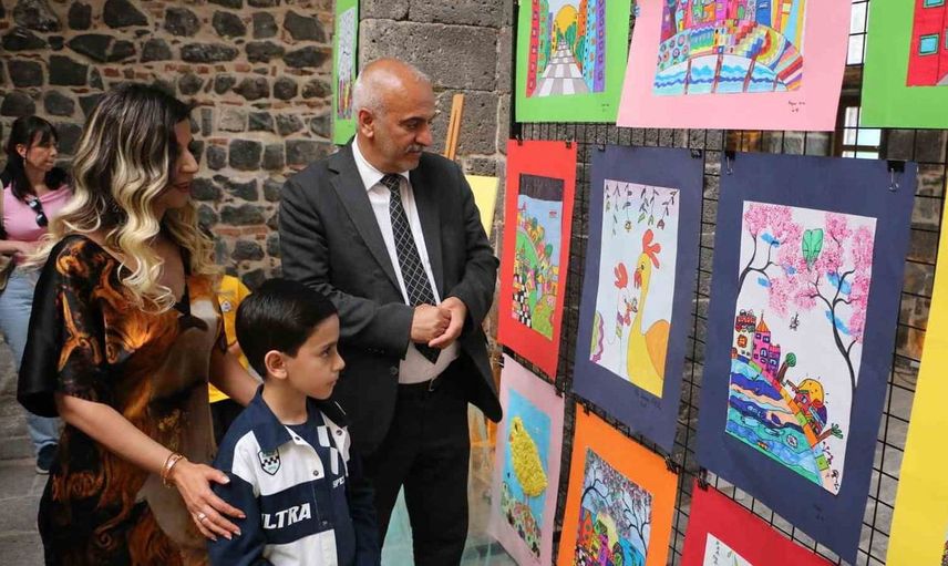 Diyarbakır Final Okulları'nda Atık Malzemelerle Sanata Yolculuk