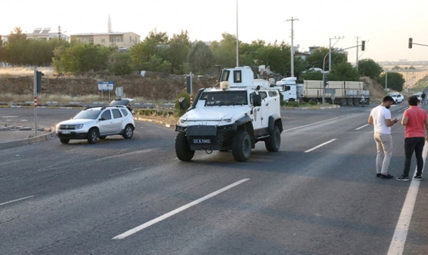 Diyarbakır'da Emniyet Bombalı Eylemi Önledi