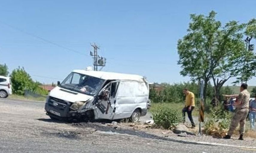 Diyarbakır'da Kaza: 1 Ölü, 3 Yaralı