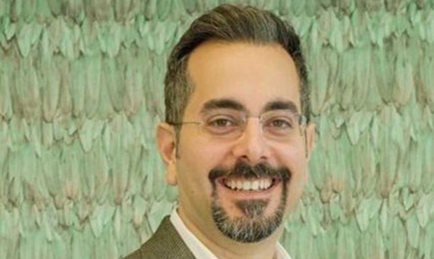 Doç.Dr. Cem Aslan, doğal görünümlü burun olmasına özen gösterilmesi gerekiyor