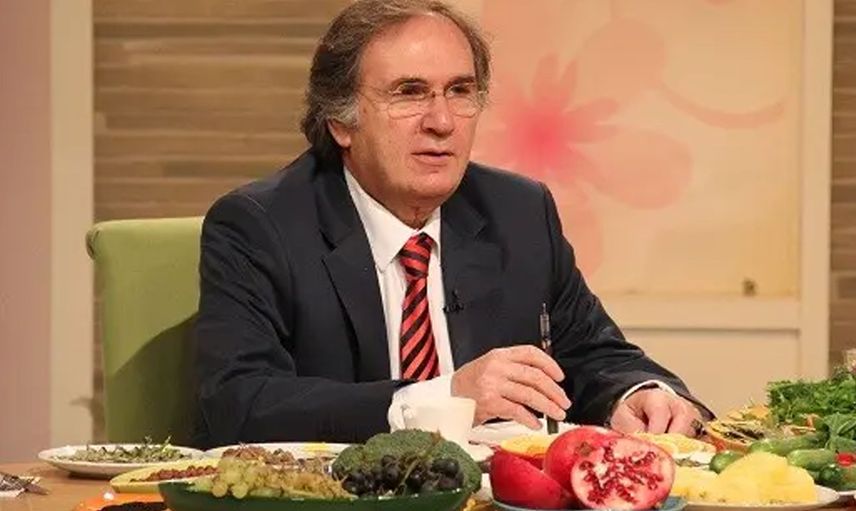 Doğal ağrı kesici özelliği bulunan Prof. Dr. İbrahim Adnan Saraçoğlu onaylı maydanoz ve limon kürünün faydaları
