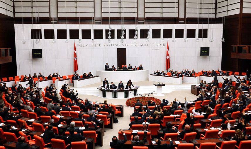 Doğrudan memur kadrosuna geçecekler: Teklif mecliste