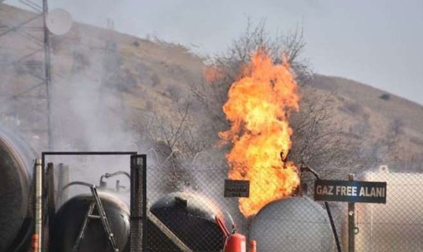 Dökme Gaz Tankında Yangın Çıktı