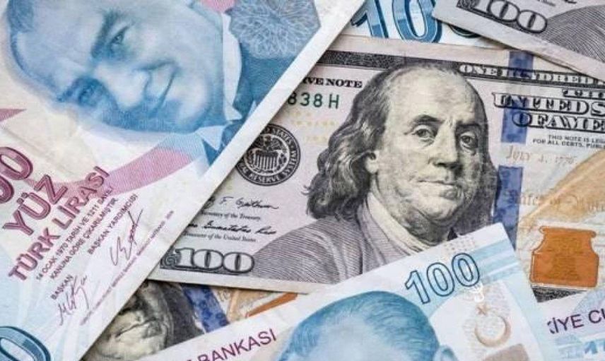 Dolar tüm zamanların rekorunu kırdı: Türk Lirası dolar karşısında çöktü