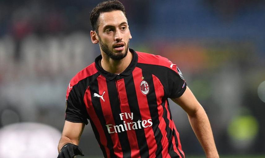 Dünya Devleriyle Anılan Hakan Çalhanoğlu'ndan Galatasaray'a Mesaj
