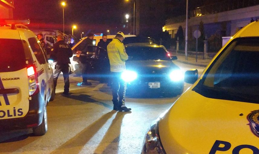 Dur İhtarına Uymayan Sürücü Polis Ekiplerine Zor Anlar Yaşattı